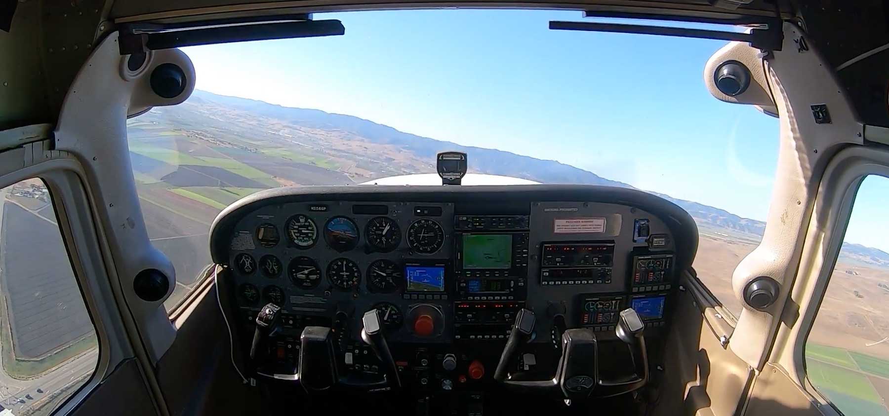 Cessna 172 pilotless cockpit