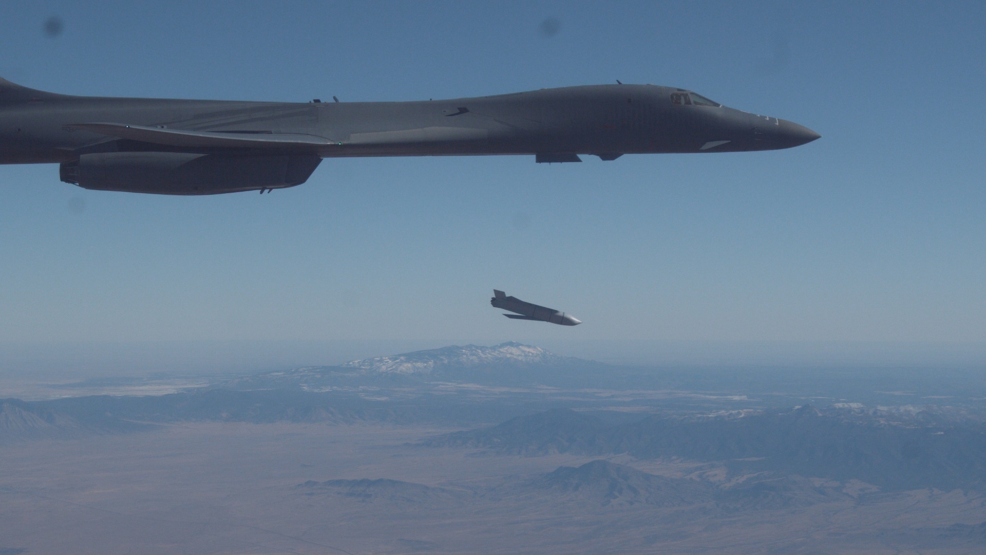 B-1B JASSM