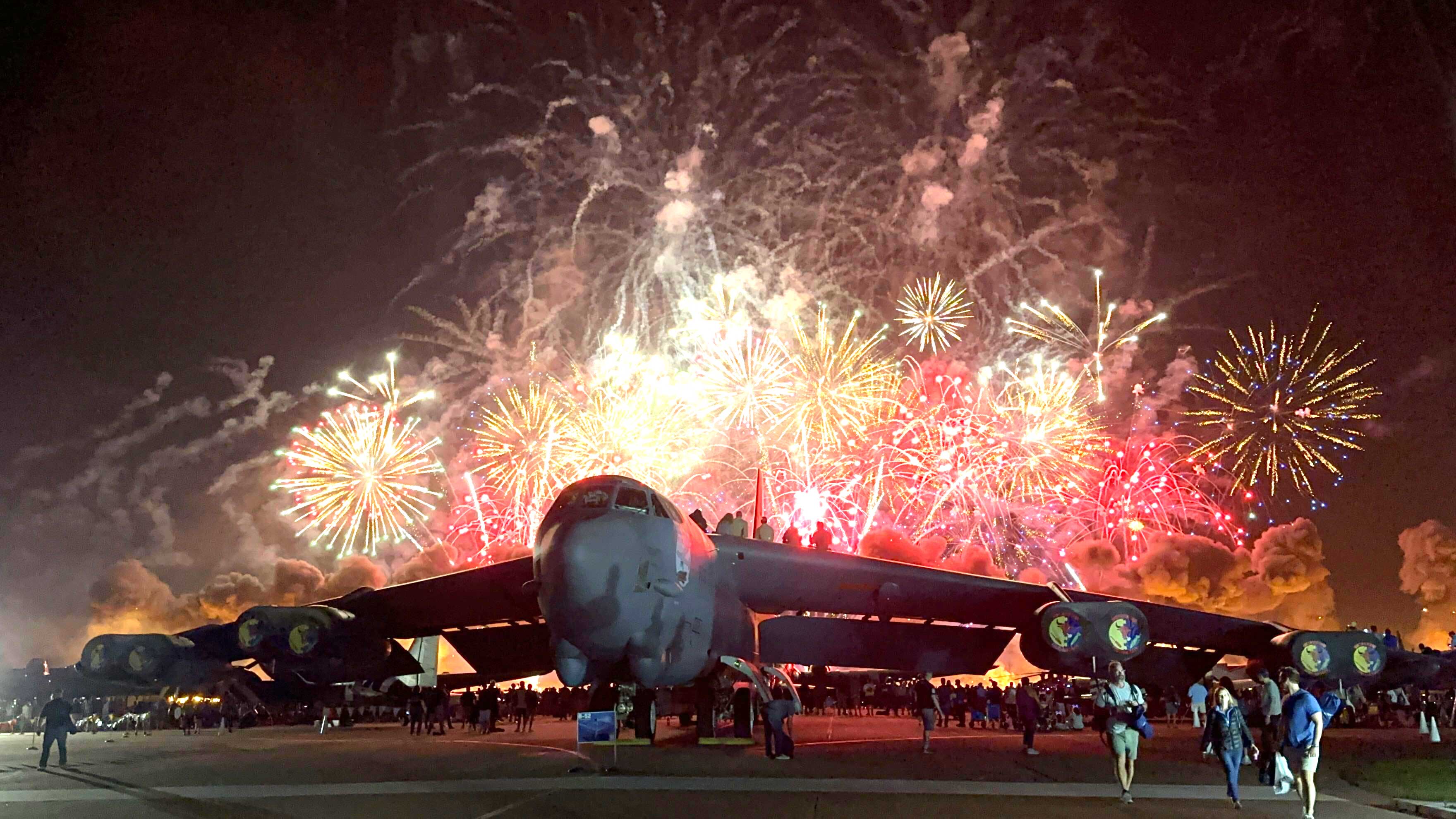 EAA AirVenture 2024 fireworks