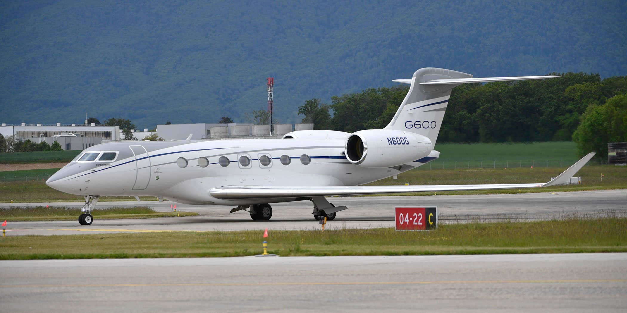 Gulfstream G600 Photo: Mark Wagner