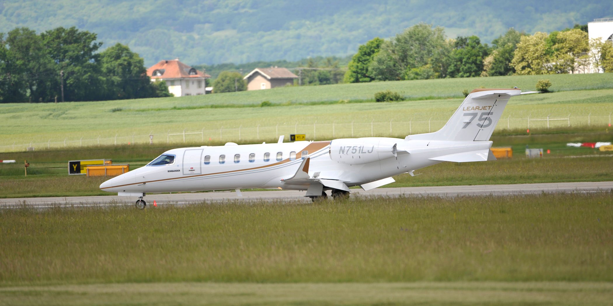 Learjet 75 Liberty Photo Mark Wagner