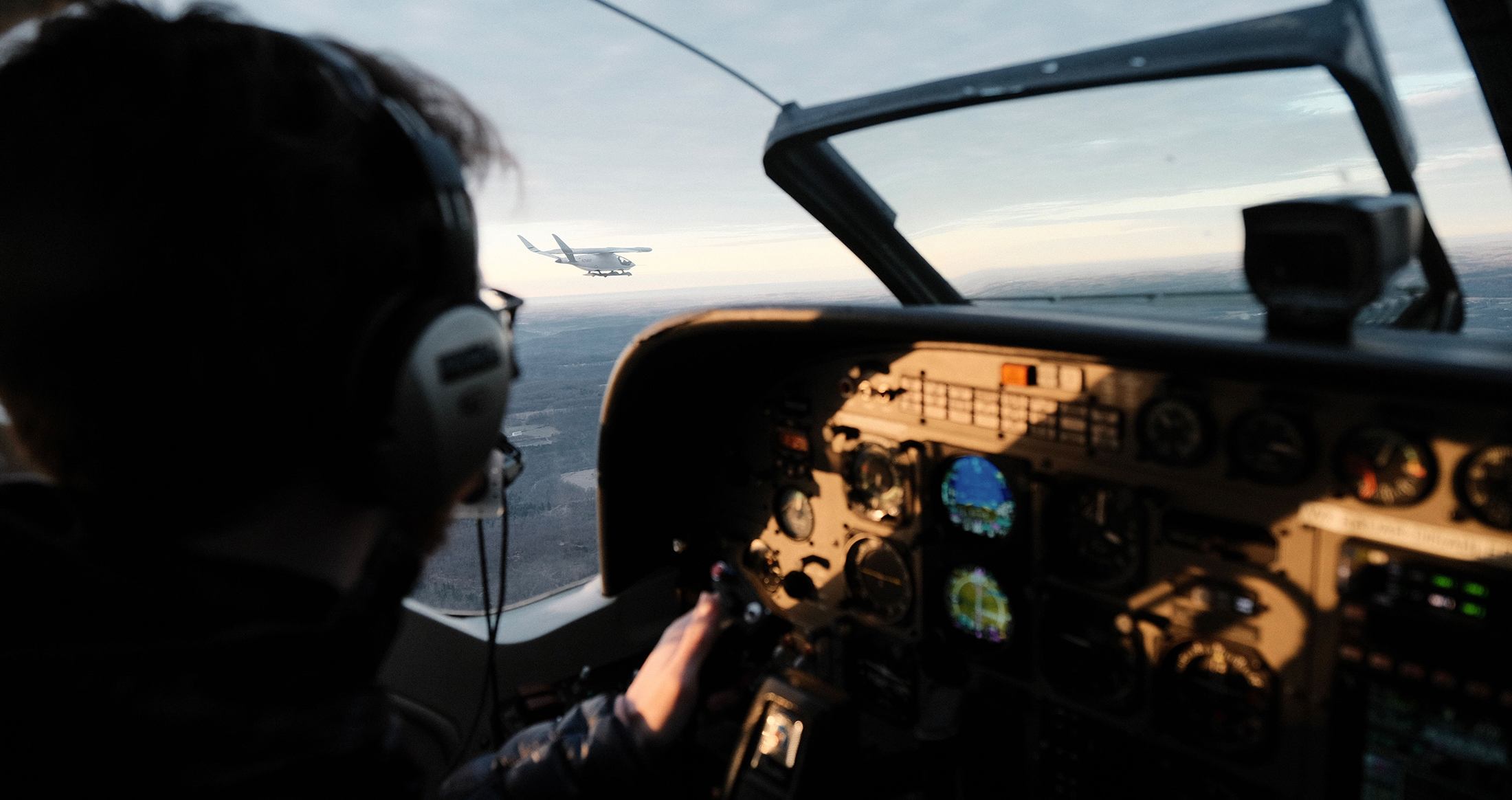 Beta's Alia 250 prototype is pictured in flight, as seen from the cockpit of a Cessna Caravan chase plane during the eVTOL aircraft's cross-country flight from Plattsburgh, New York to Louisville, Kentucky.