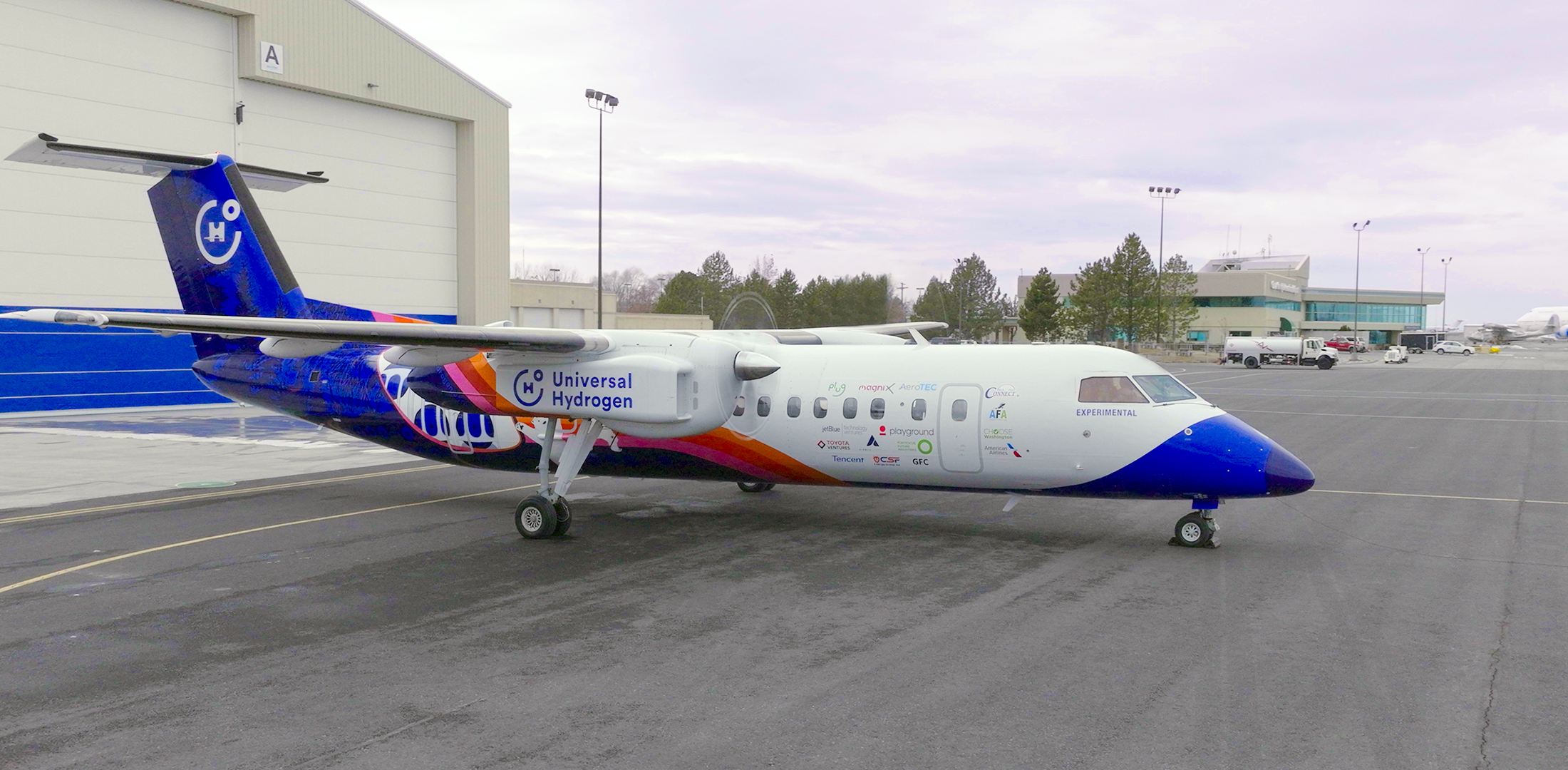 Universal Hydrogen's Dash 8 is pictured during a taxi test at Grant County International Airport in Moses Lake, Washington.