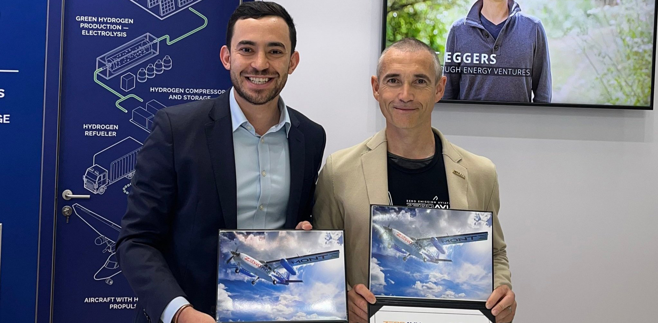 Monte chief operating officer Timothy Eyre (left) and Val Miftakhov, founder and CEO of ZeroAvia, signed a definitive purchase agreement during the 2023 Paris Airshow.