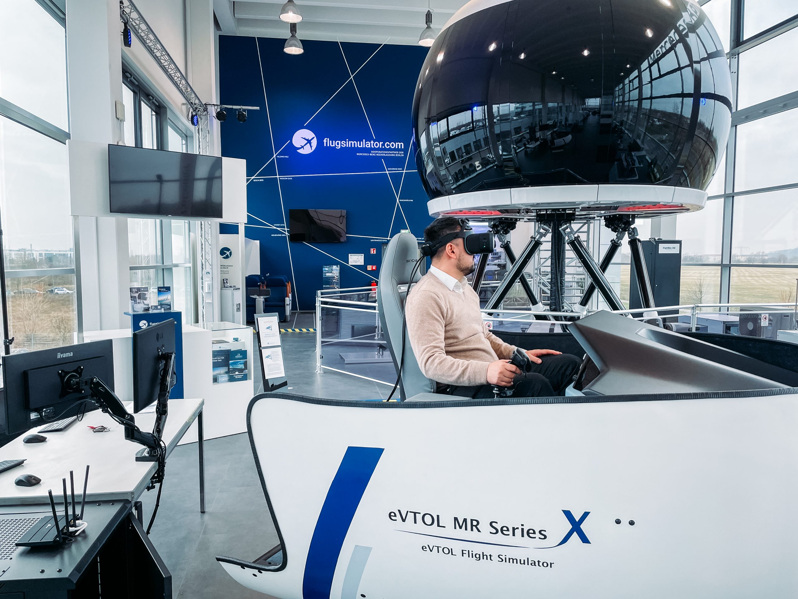 FAST's mixed reality simulator for eVTOL aircraft.