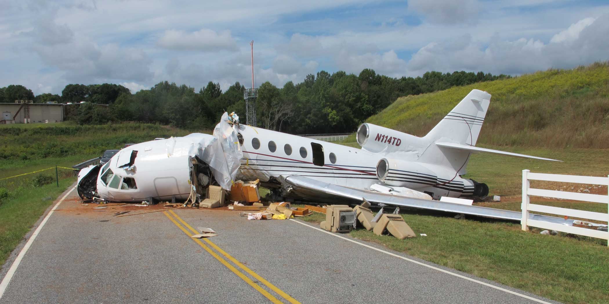 The NTSB final report cited the operator of Falcon N114TD with flying an aircraft with “known, unresolved maintenance discrepancies,” which included problems with the brakes.