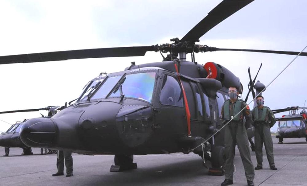 Manila Inducts Black Hawks, Considers Second Batch | Aviation