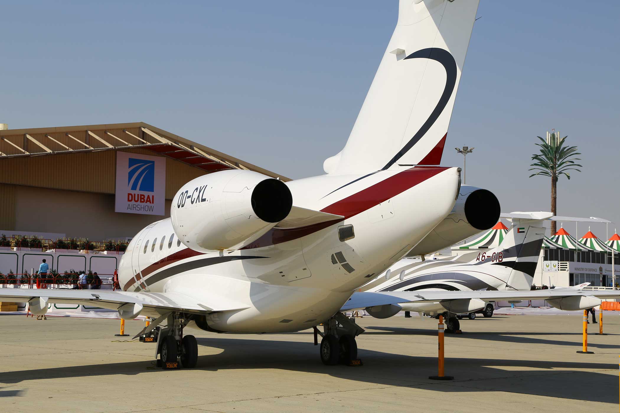 Russian Amphibious Beriev BE-200ES Drops Water in Dubai Airshow